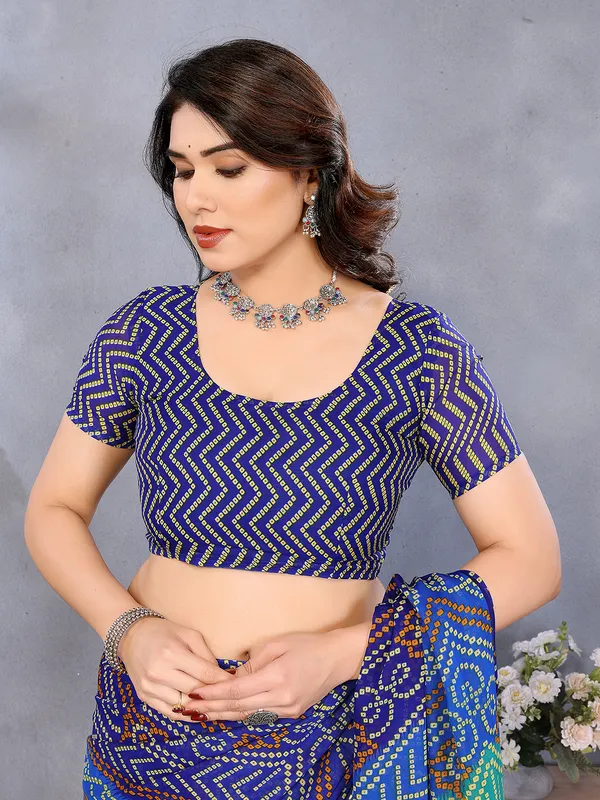 Ombre,_Paisley,_Printed_Bandhani_Georgette_Saree��(Blue,_Green)