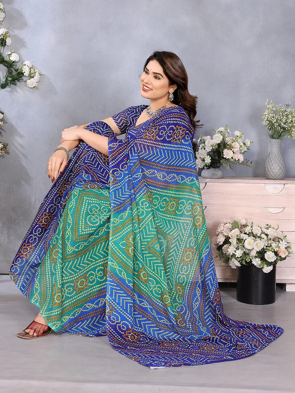 Ombre,_Paisley,_Printed_Bandhani_Georgette_Saree��(Blue,_Green)