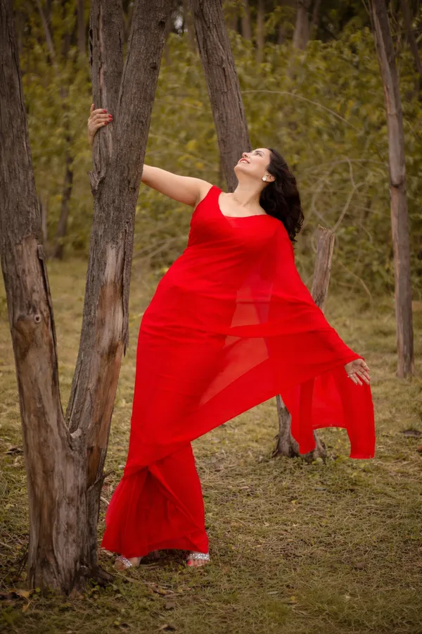 Plain_Dyed_Daily_Wear_Georgette_Saree_With_Unstitched_Blouse_Piece