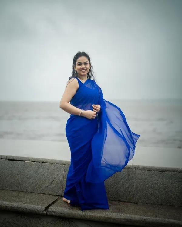 Plain_Dyed_Daily_Wear_Georgette_Saree_With_Unstitched_Blouse_Piece