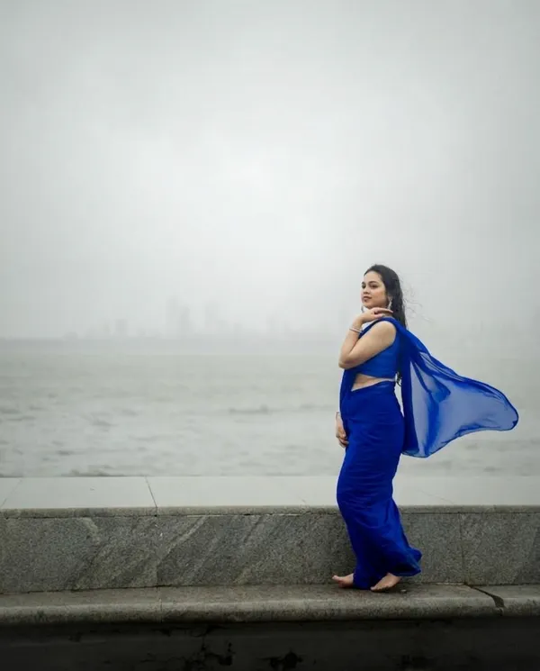 Plain_Dyed_Daily_Wear_Georgette_Saree_With_Unstitched_Blouse_Piece