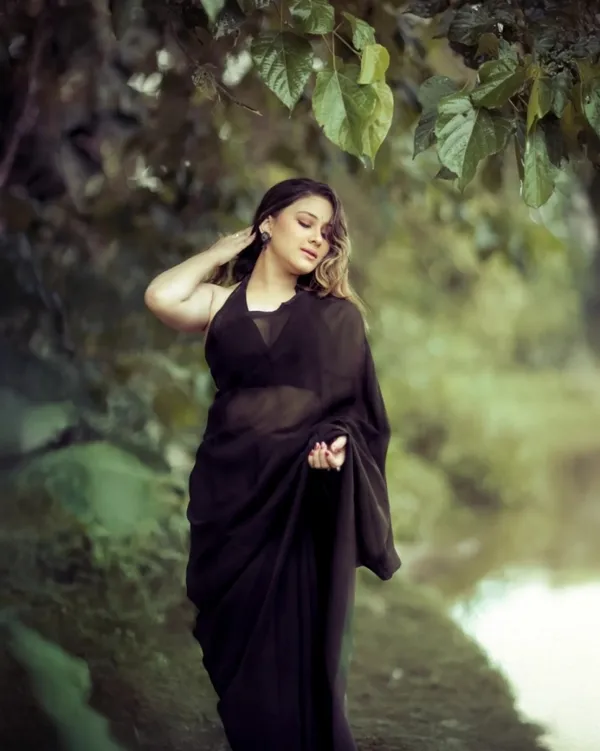 Plain_Dyed_Daily_Wear_Georgette_Saree_With_Unstitched_Blouse_Piece