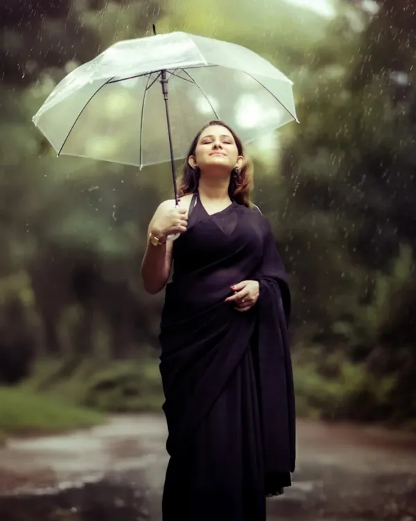 Plain_Dyed_Daily_Wear_Georgette_Saree_With_Unstitched_Blouse_Piece