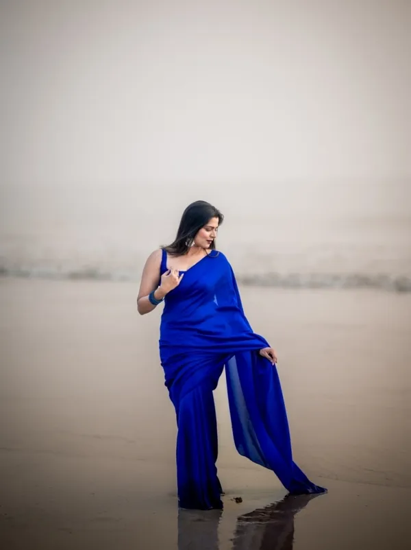 Plain_Dyed_Daily_Wear_Georgette_Saree_With_Unstitched_Blouse_Piece