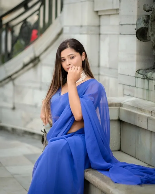 Plain_Dyed_Daily_Wear_Georgette_Saree_With_Unstitched_Blouse_Piece