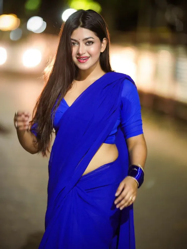 Plain_Georgette_Saree_With_Unstitched_Blouse_Piece