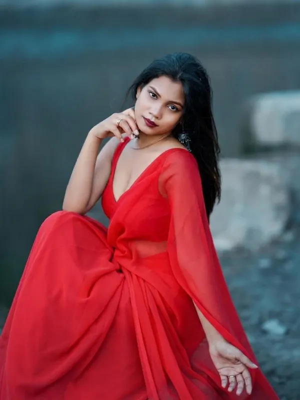 Plain_Dyed_Daily_Wear_Georgette_Saree_With_Unstitched_Blouse_Piece