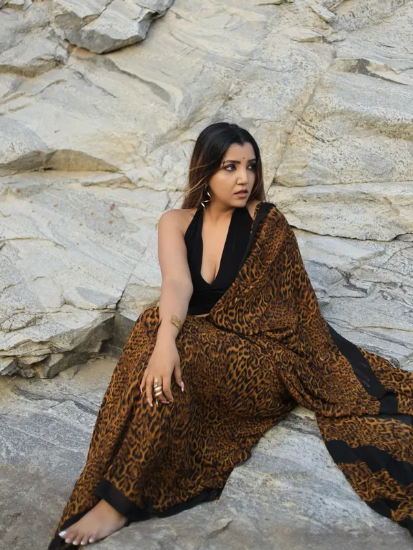 Printed_Daily_Wear_Georgette_Saree_With_Unstitched_Blouse_Piece