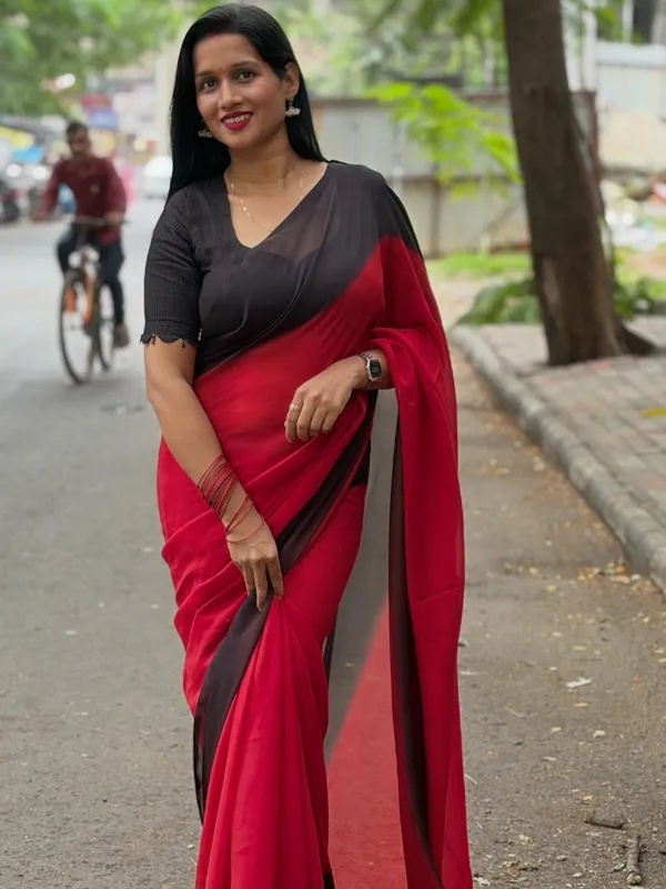Daily_Wear_Georgette_Padding_Saree_With_Unstitched_Blouse_Piece