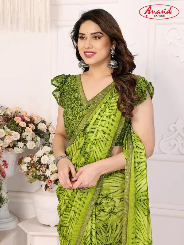 Embellished,_Floral_Print_Bollywood_Georgette_Lace_Border_Dimond_Lace_Border_Saree_(Green)