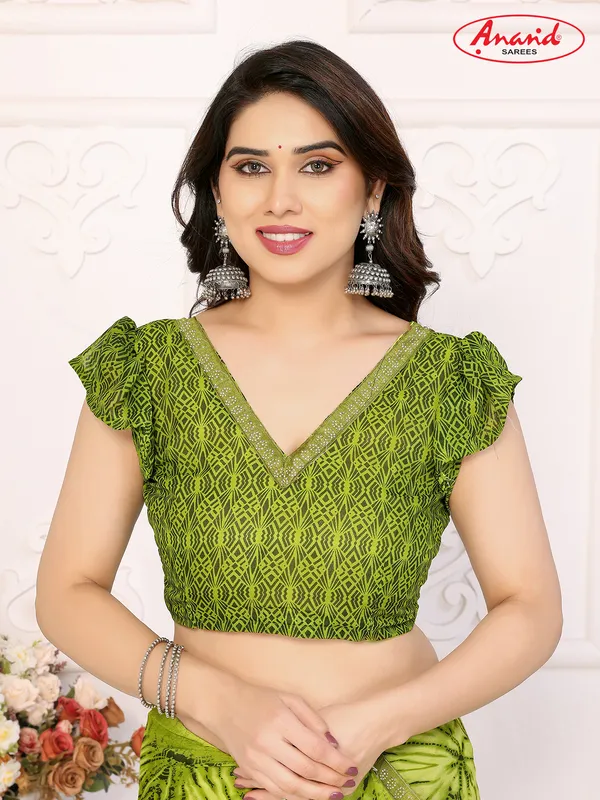 Embellished,_Floral_Print_Bollywood_Georgette_Lace_Border_Dimond_Lace_Border_Saree_(Green)