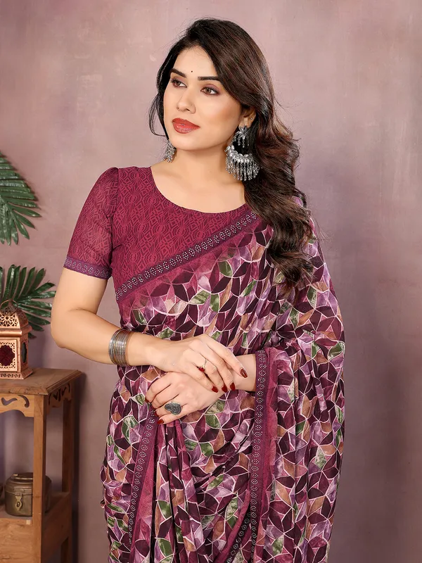 Geometric_Print_Bollywood_Georgette_Saree��(Pink,_Purple)