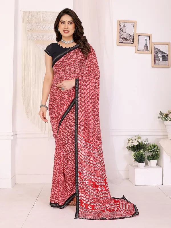 Georgette_Diamond_lace_Border_Saree_With_Unstitched_Blouse_Piece
