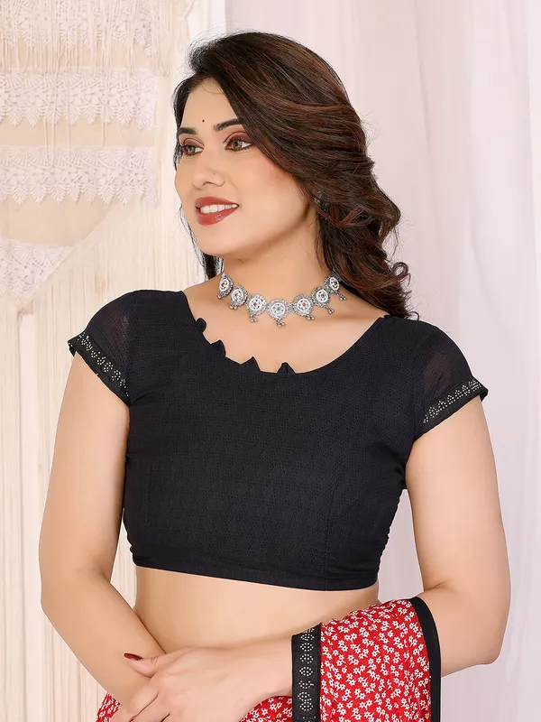 Georgette_Diamond_lace_Border_Saree_With_Unstitched_Blouse_Piece