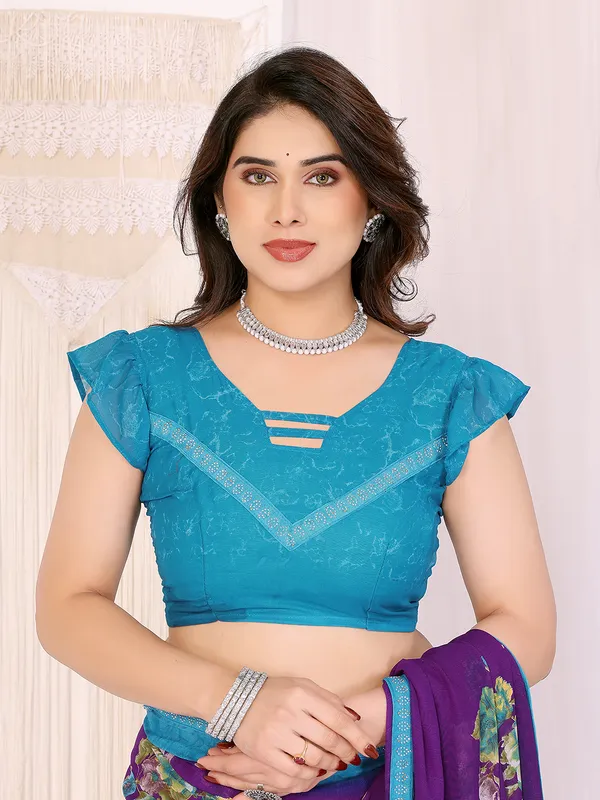 Georgette_Diamond_lace_Border_Saree_With_Unstitched_Blouse_Piece