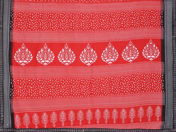 Georgette_Diamond_lace_Border_Saree_With_Unstitched_Blouse_Piece