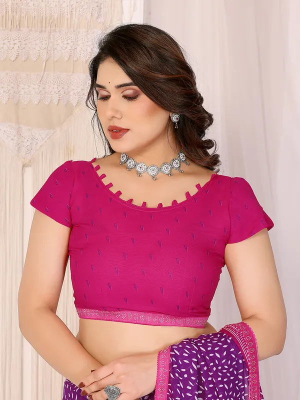 Georgette_Diamond_lace_Border_Saree_With_Unstitched_Blouse_Piece