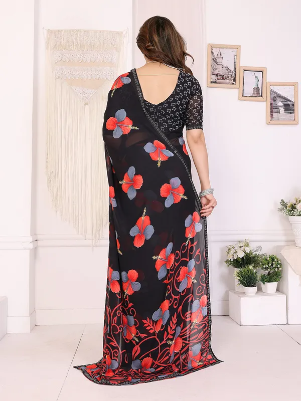Georgette_Diamond_lace_Border_Saree_With_Unstitched_Blouse_Piece