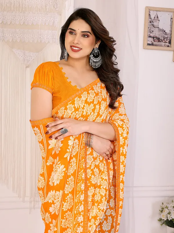 Georgette_Diamond_lace_Border_Saree_With_Unstitched_Blouse_Piece