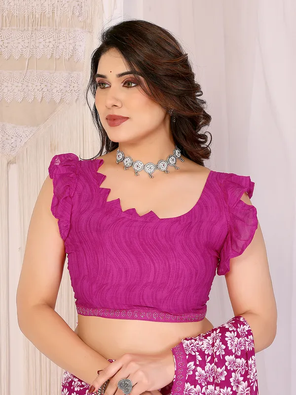 Georgette_Diamond_lace_Border_Saree_With_Unstitched_Blouse_Piece