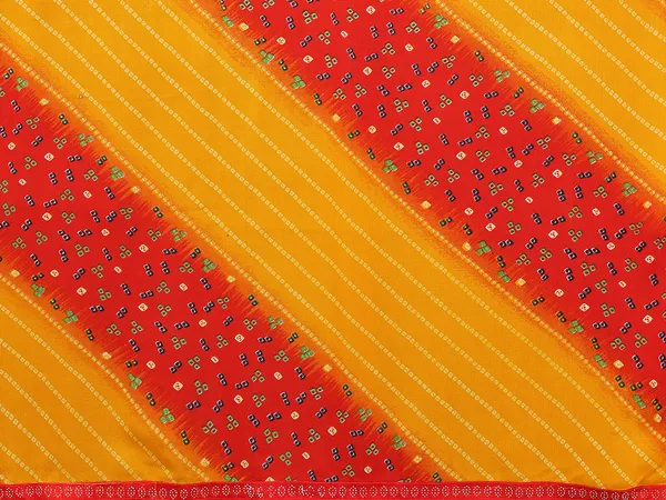 Bandhani_Print_Georgette_Diamond_Lace_Border_Saree_(Yellow)