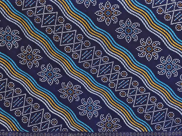 Bandhani_Print_Georgette_Diamond_Lace_Border_Saree_(Blue)