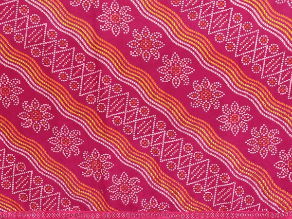 Bandhani_Print_Georgette_Diamond_Lace_Border_Saree_(Pink)
