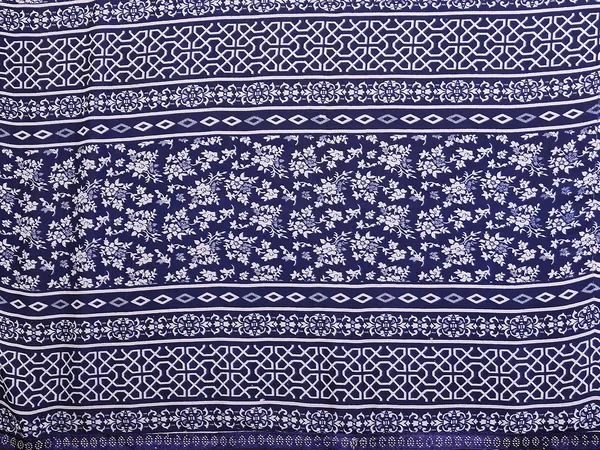 Printed_Lace_Border_Saree_With_UnStitched_Blouse_Piece_(BLUE)