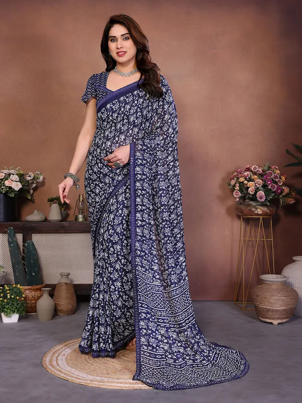 Printed_Lace_Border_Saree_With_UnStitched_Blouse_Piece_(BLUE)