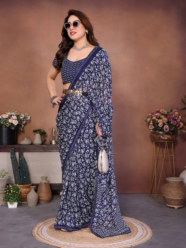 Printed_Lace_Border_Saree_With_UnStitched_Blouse_Piece_(BLUE)
