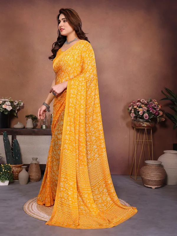Printed_Lace_Border_Saree_With_UnStitched_Blouse_Piece_(YELLOW)