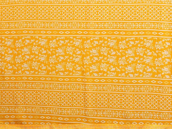 Printed_Lace_Border_Saree_With_UnStitched_Blouse_Piece_(YELLOW)
