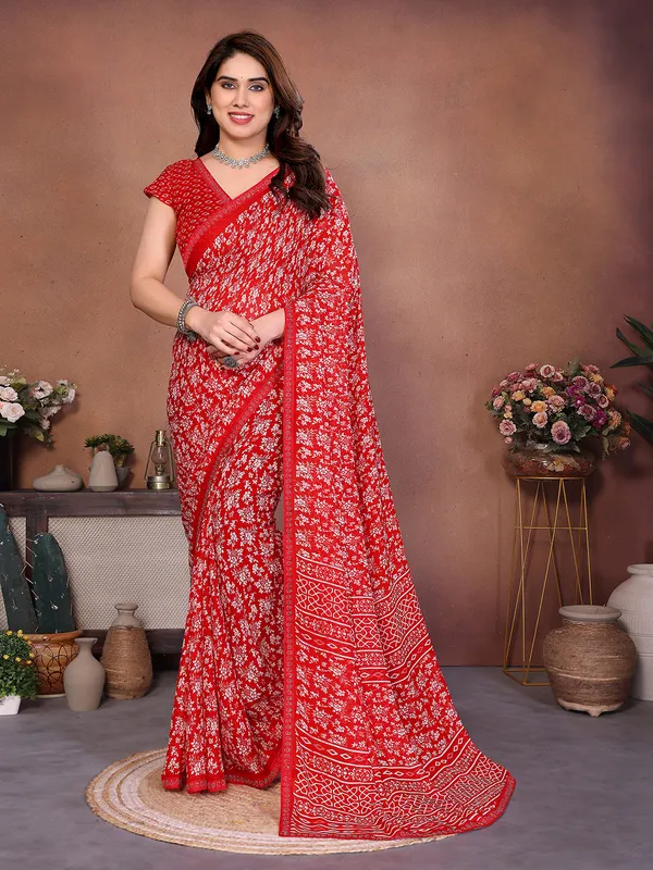 Printed_Lace_Border_Saree_With_UnStitched_Blouse_Piece_(RED)