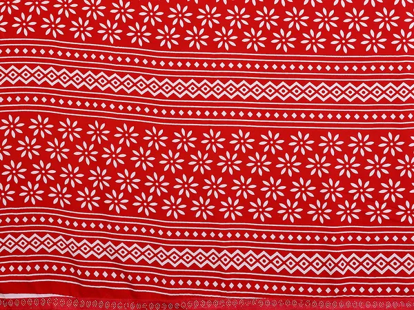Printed_Lace_Border_Saree_With_UnStitched_Blouse_Piece_(RED)