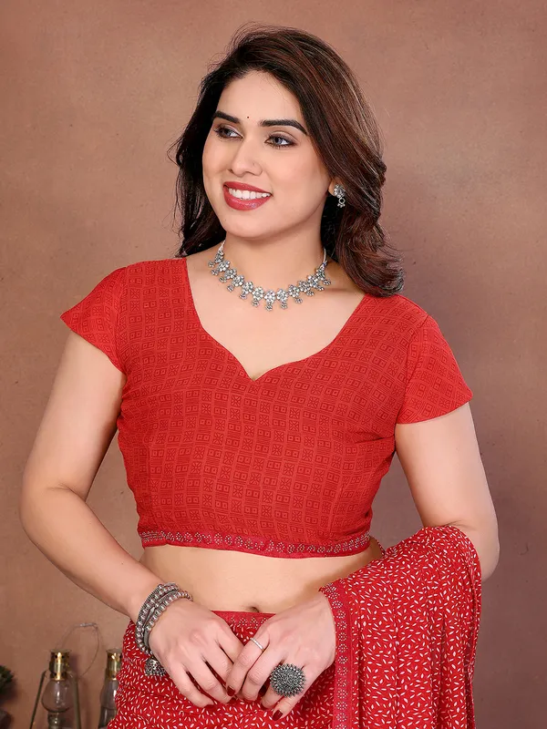 Printed_Lace_Border_Saree_With_UnStitched_Blouse_Piece_(RED)