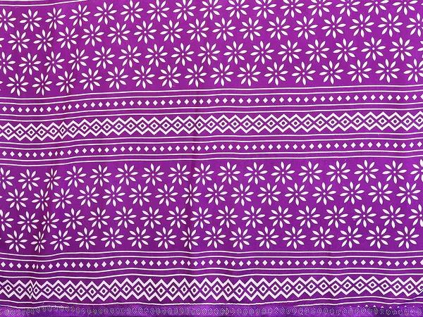 Printed_Lace_Border_Saree_With_UnStitched_Blouse_Piece_(PURPLE)