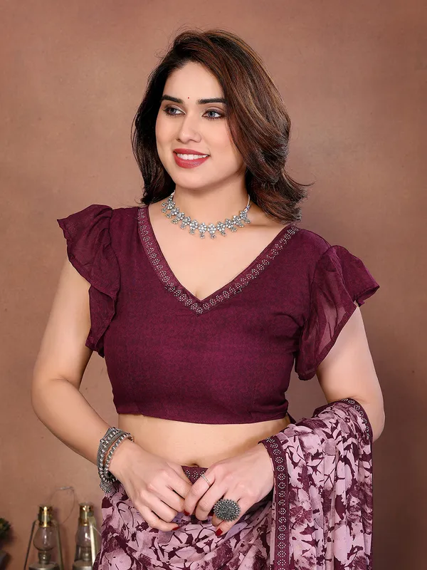 Printed_Lace_Border_Saree_With_UnStitched_Blouse_Piece_(WINE)