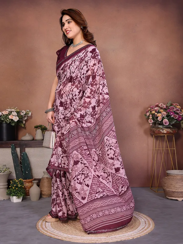 Printed_Lace_Border_Saree_With_UnStitched_Blouse_Piece_(WINE)
