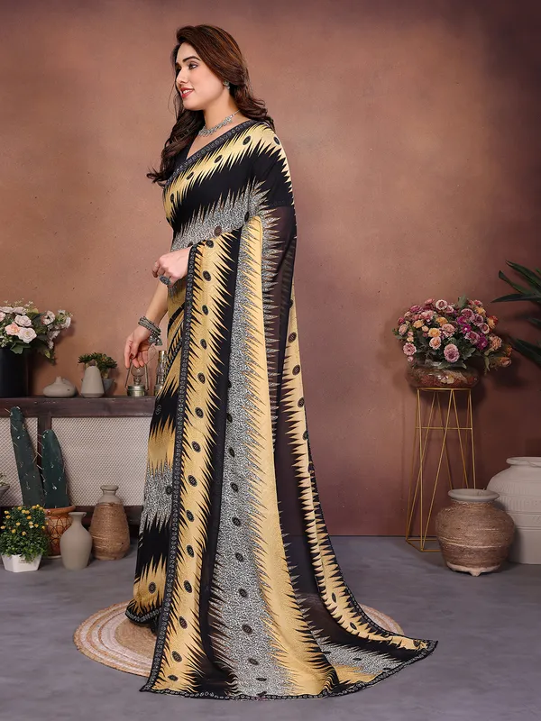 Printed_Lace_Border_Saree_With_UnStitched_Blouse_Piece_(BLACK)