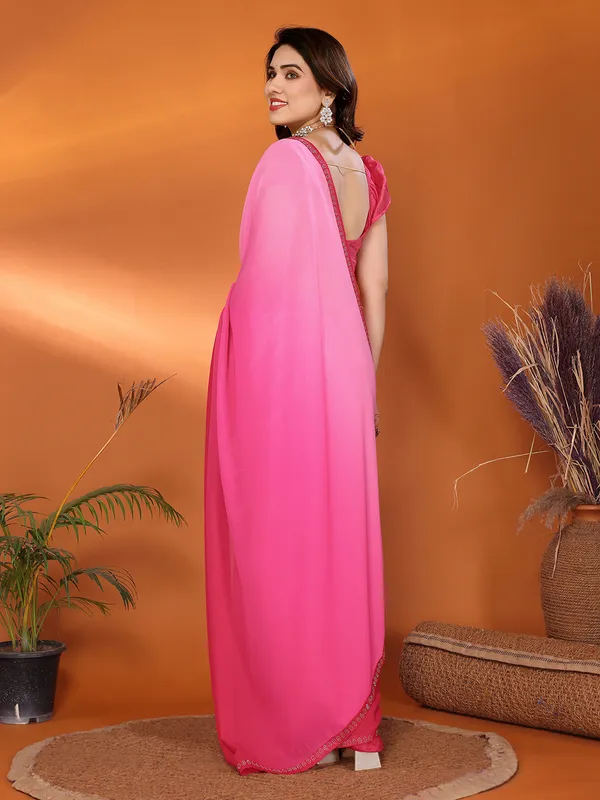 Georgette_Diamond_lace_Border_Saree_With_Unstitched_Blouse_Piece