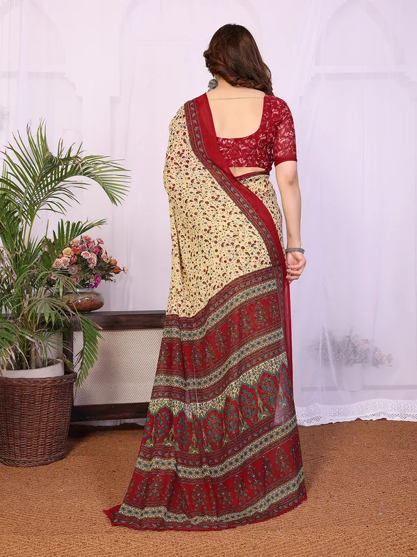 Printed_Georgette_Saree_With_UnStitched_Blouse_Piece_(RED)