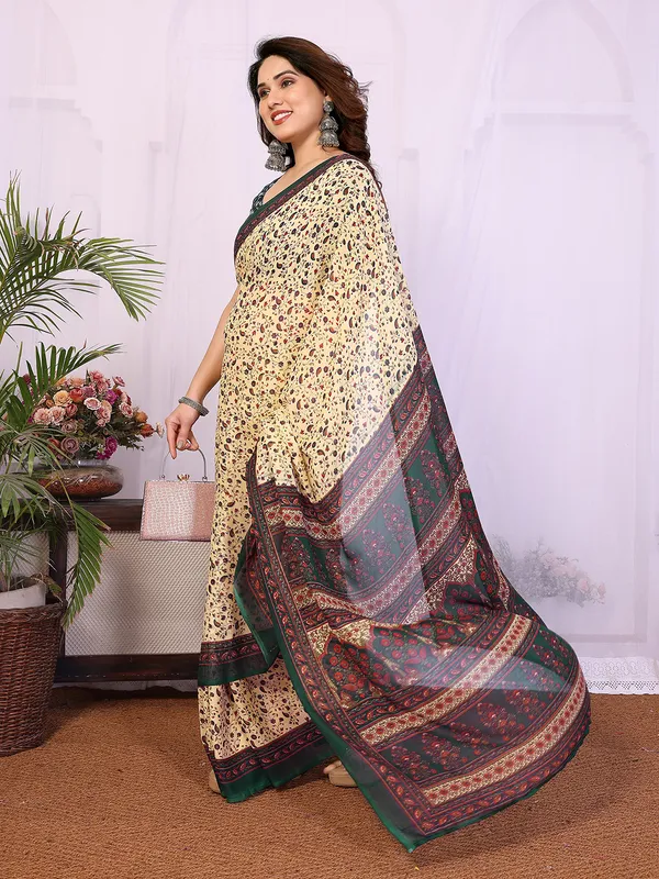 Printed_Georgette_Saree_With_UnStitched_Blouse_Piece_(GREEN)