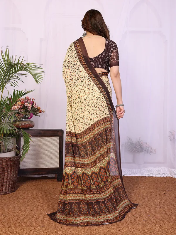 Printed_Georgette_Saree_With_UnStitched_Blouse_Piece_(BROWN)