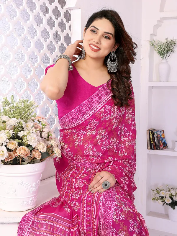 Printed_Georgette_Saree_With_UnStitched_Blouse_Piece_(PINK)