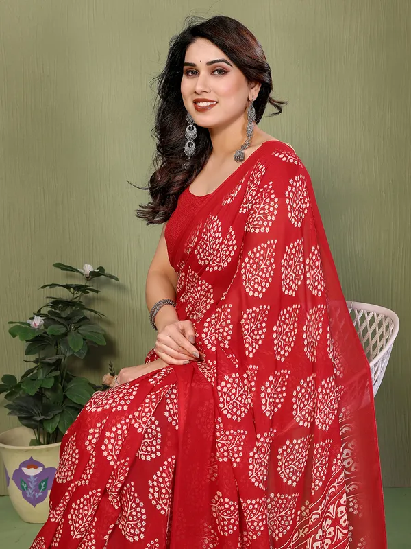 Printed_Georgette_Saree_With_UnStitched_Blouse_Piece_(RED)