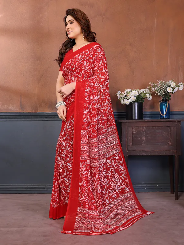 Printed_Georgette_Saree_With_UnStitched_Blouse_Piece_(Red)