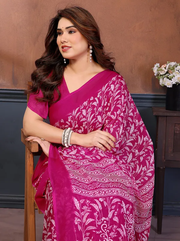 Printed_Georgette_Saree_With_UnStitched_Blouse_Piece_(Pink)