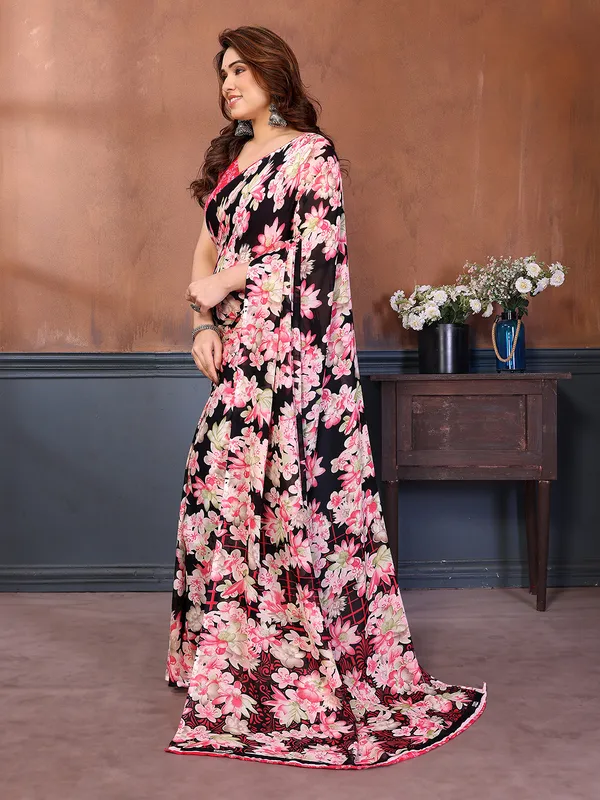 Printed_Georgette_Saree_With_UnStitched_Blouse_Piece_(Pink)