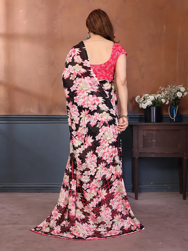 Printed_Georgette_Saree_With_UnStitched_Blouse_Piece_(Pink)