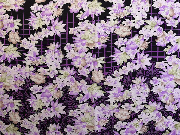 Printed_Georgette_Saree_With_UnStitched_Blouse_Piece_(Purple)